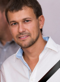 Денис Комаров 35 лет